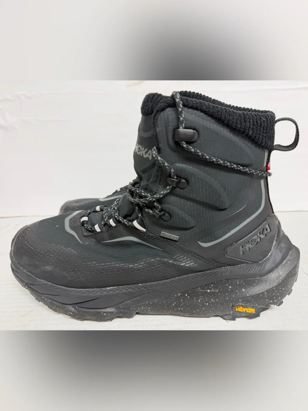 Hoka One One Men’s Kaha 2 Frost Gore-Tex Black - 1155194-BBLC SIZE 10.5D